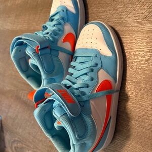 Nike Kid’s Court Borough Mid 2 Sneakers